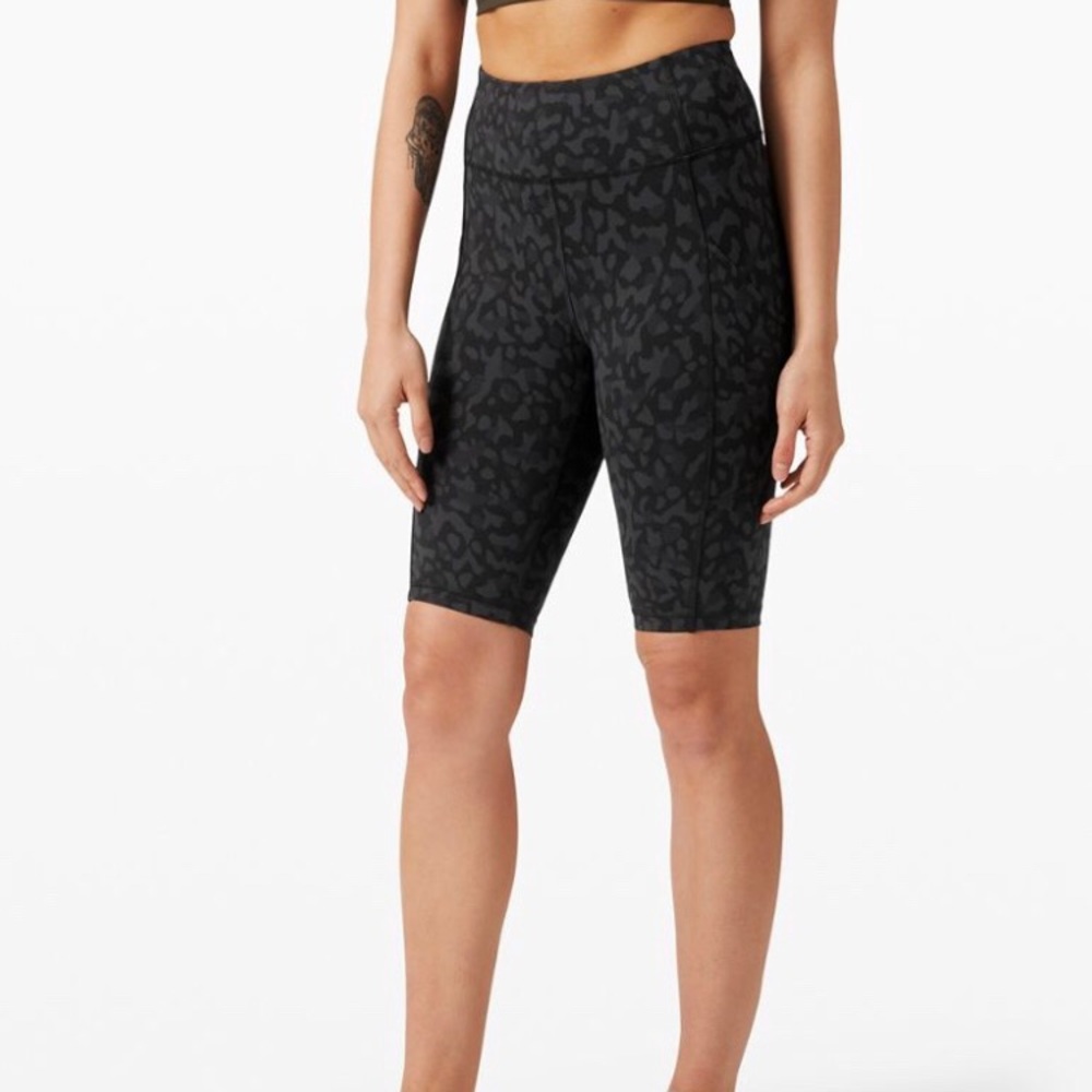 Lululemon Invigorate High Rise Short 10” NWT
